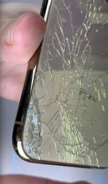 cracked-back-glass