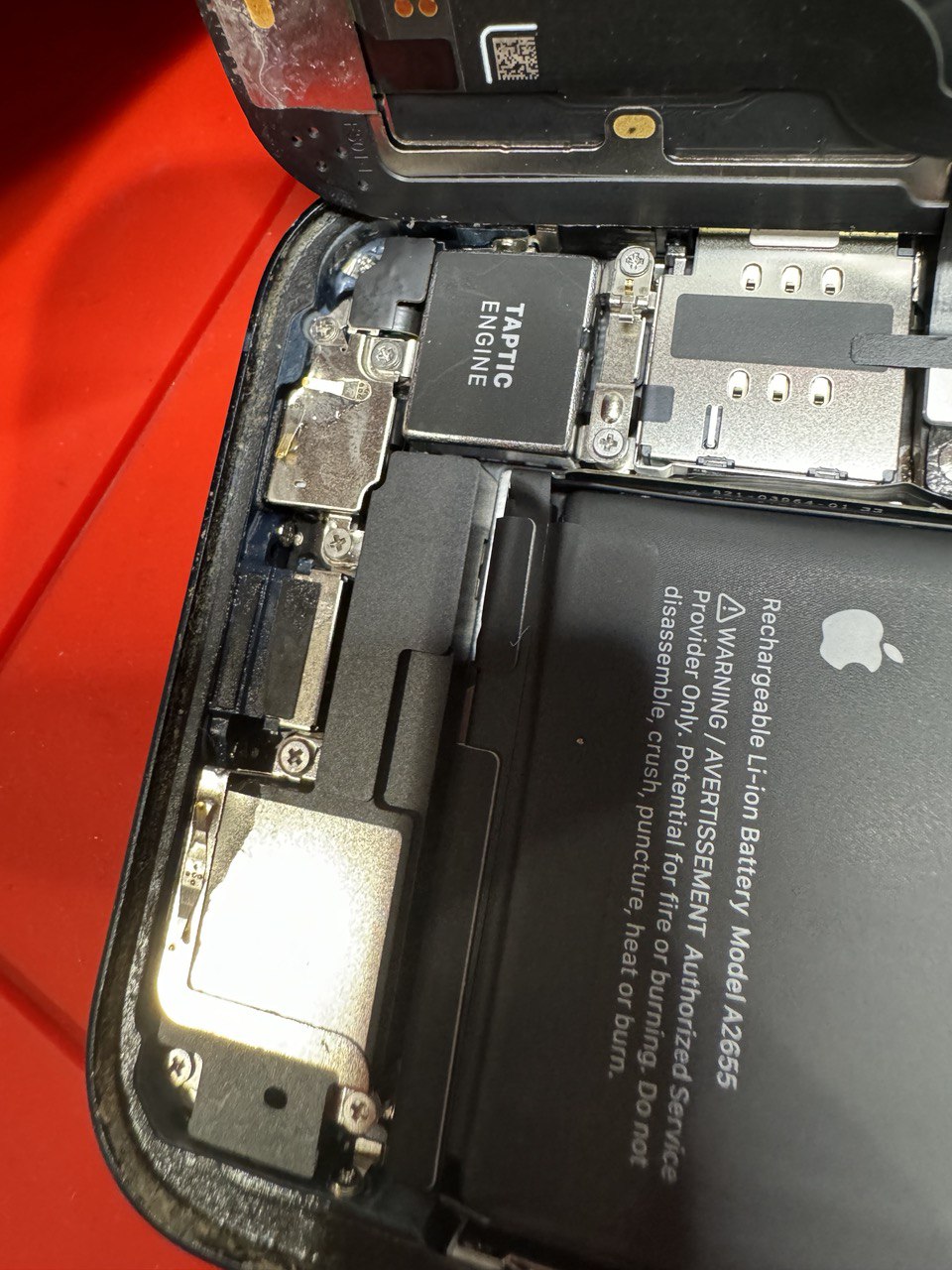 apple iphone water damage repairing